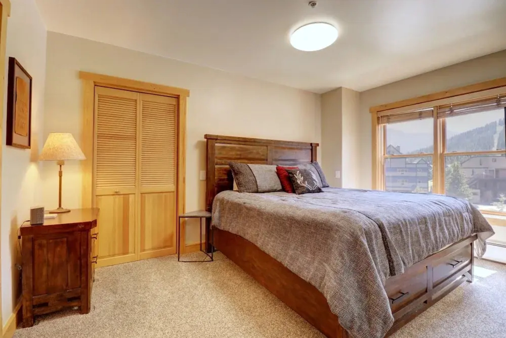 Newly Remodeled, Open Layout, with Incredible Views - CS302 by RedAwning