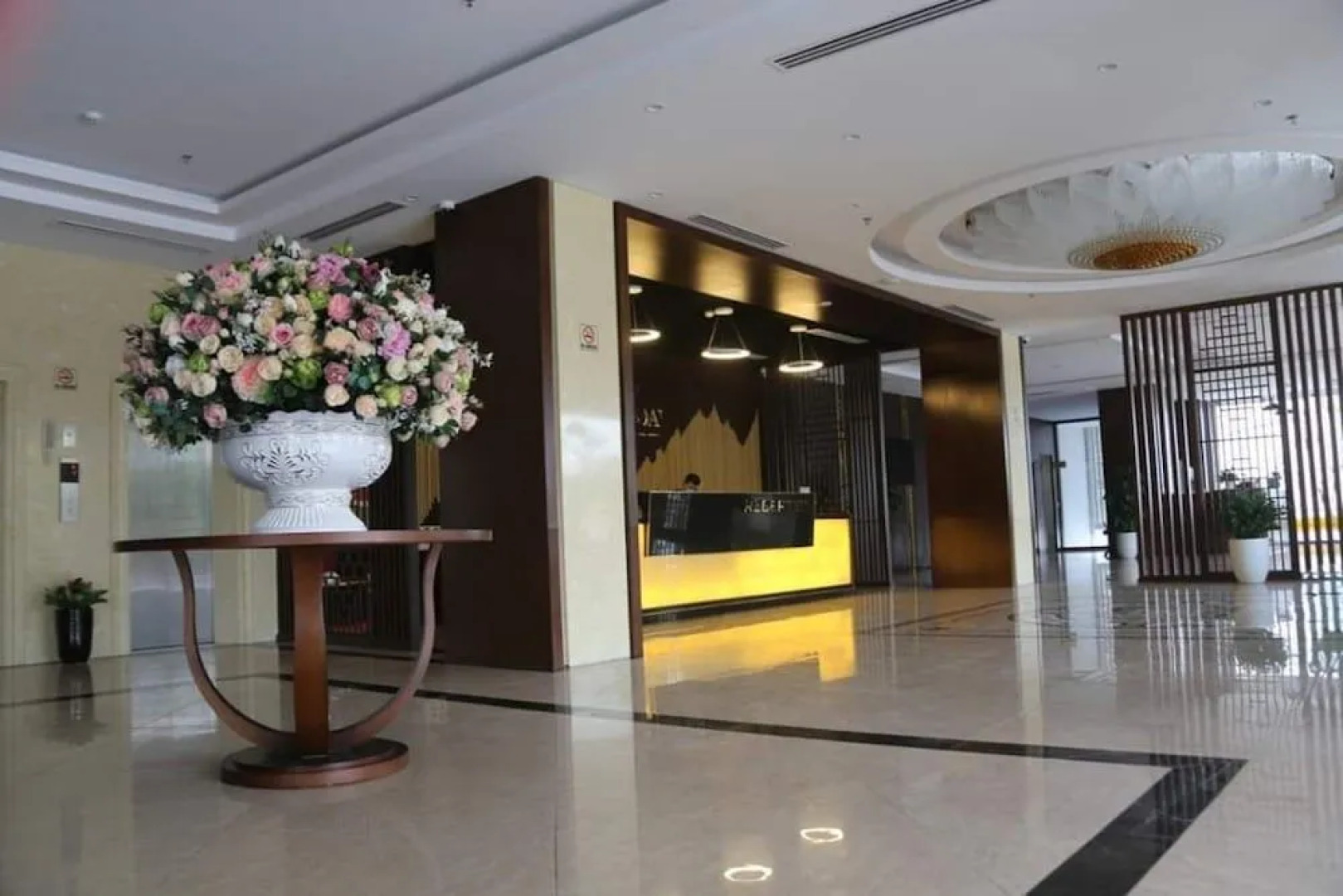 Holiday Cua Lo Hotel