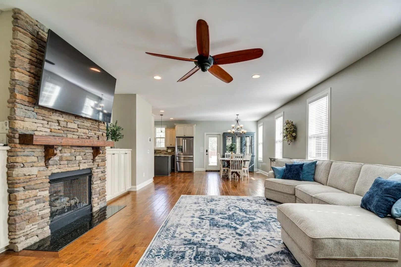 Spacious Home w/ Fireplace - Near Pinehurst Golf!