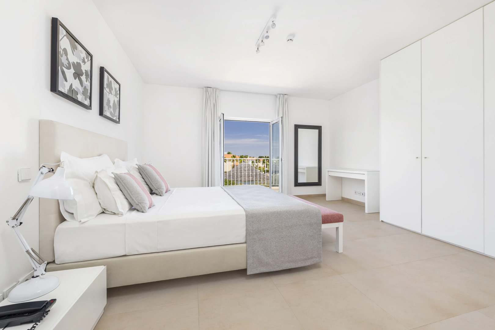 Eden Villas & Apartments