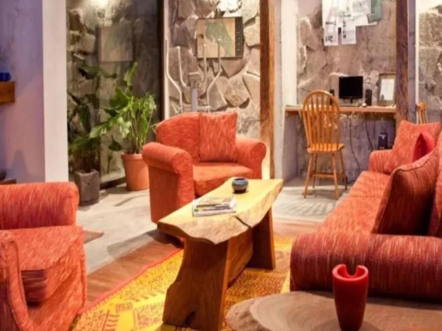 Poas Lodge