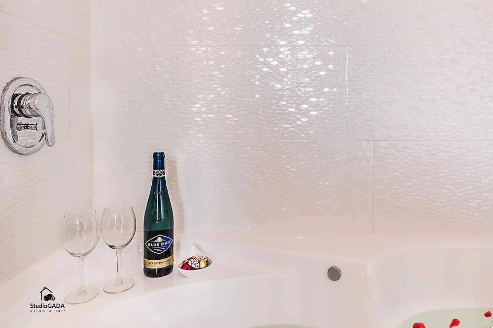 Kings Towers Suite Apartments