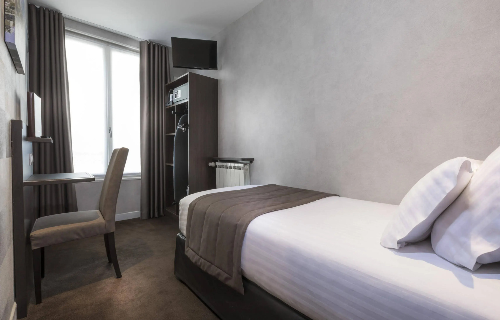 Hôtel de La Paix Tour Eiffel