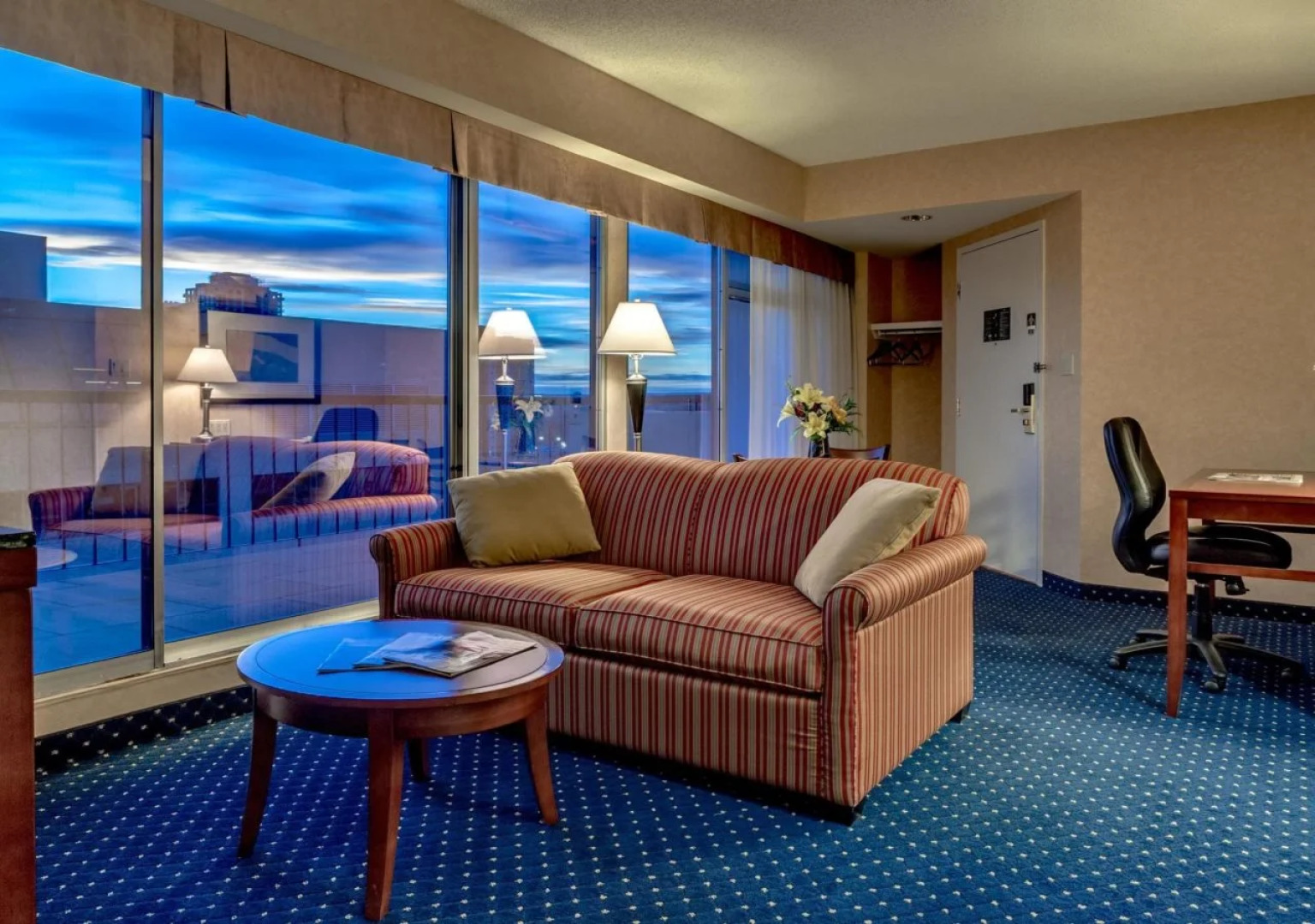 Best Western Plus Suites Downtown