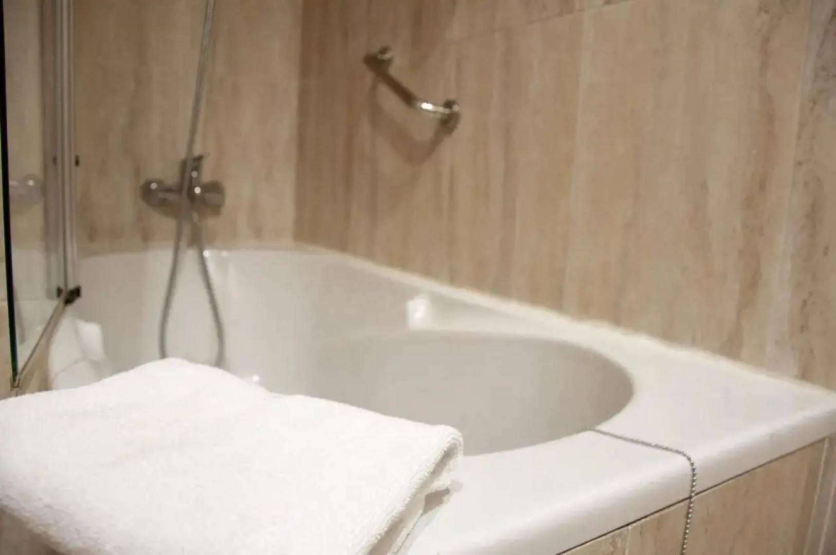 Hotel Santiago de León