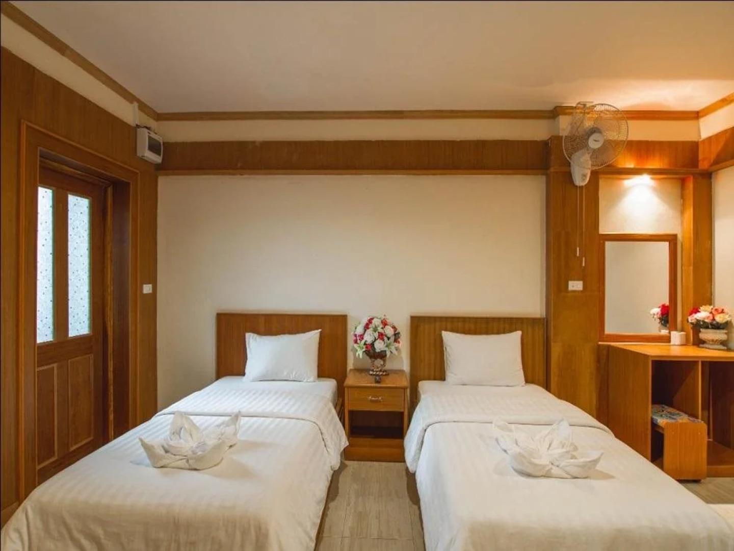 Pakkhat Grand Resort