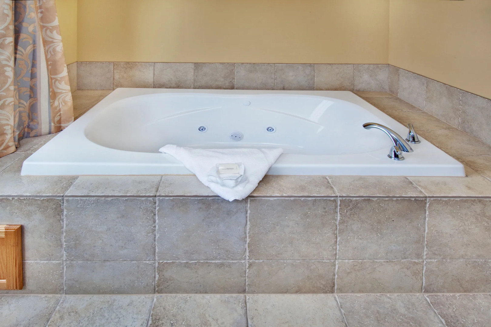 Holiday Inn Express Hotel & Suites Council Bluffs - Conv Ctr by IHG