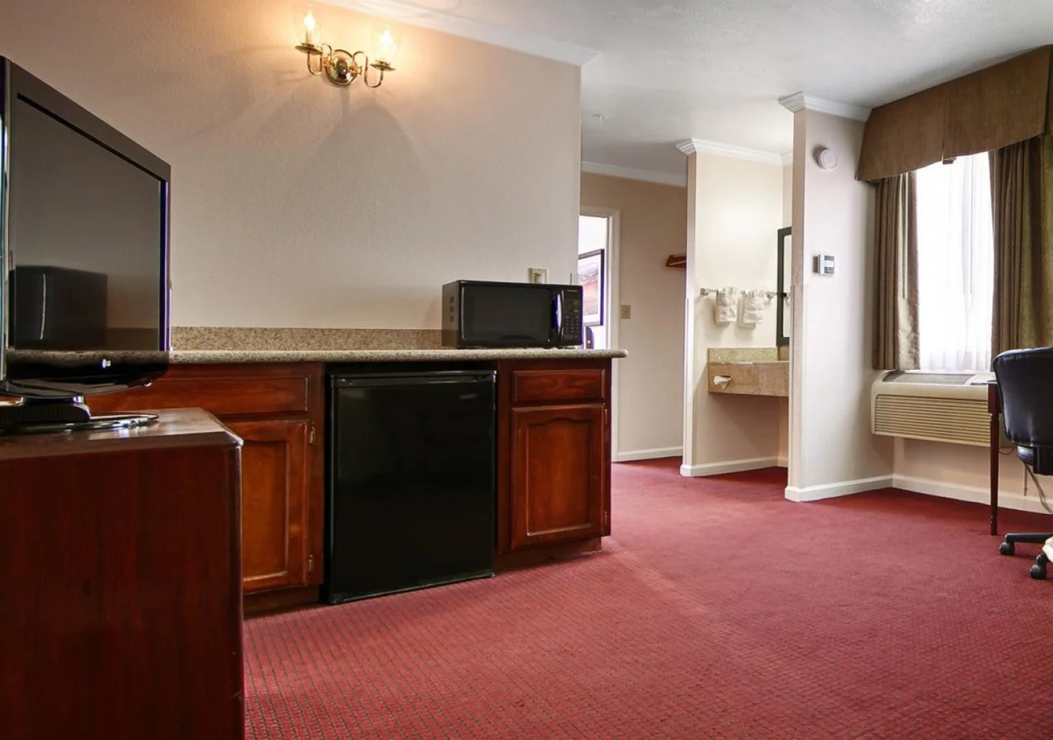 Best Western Salinas Monterey Hotel