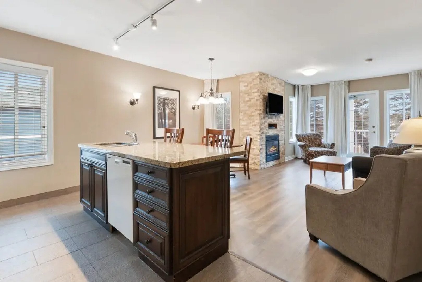 Horseshoe Valley Condos