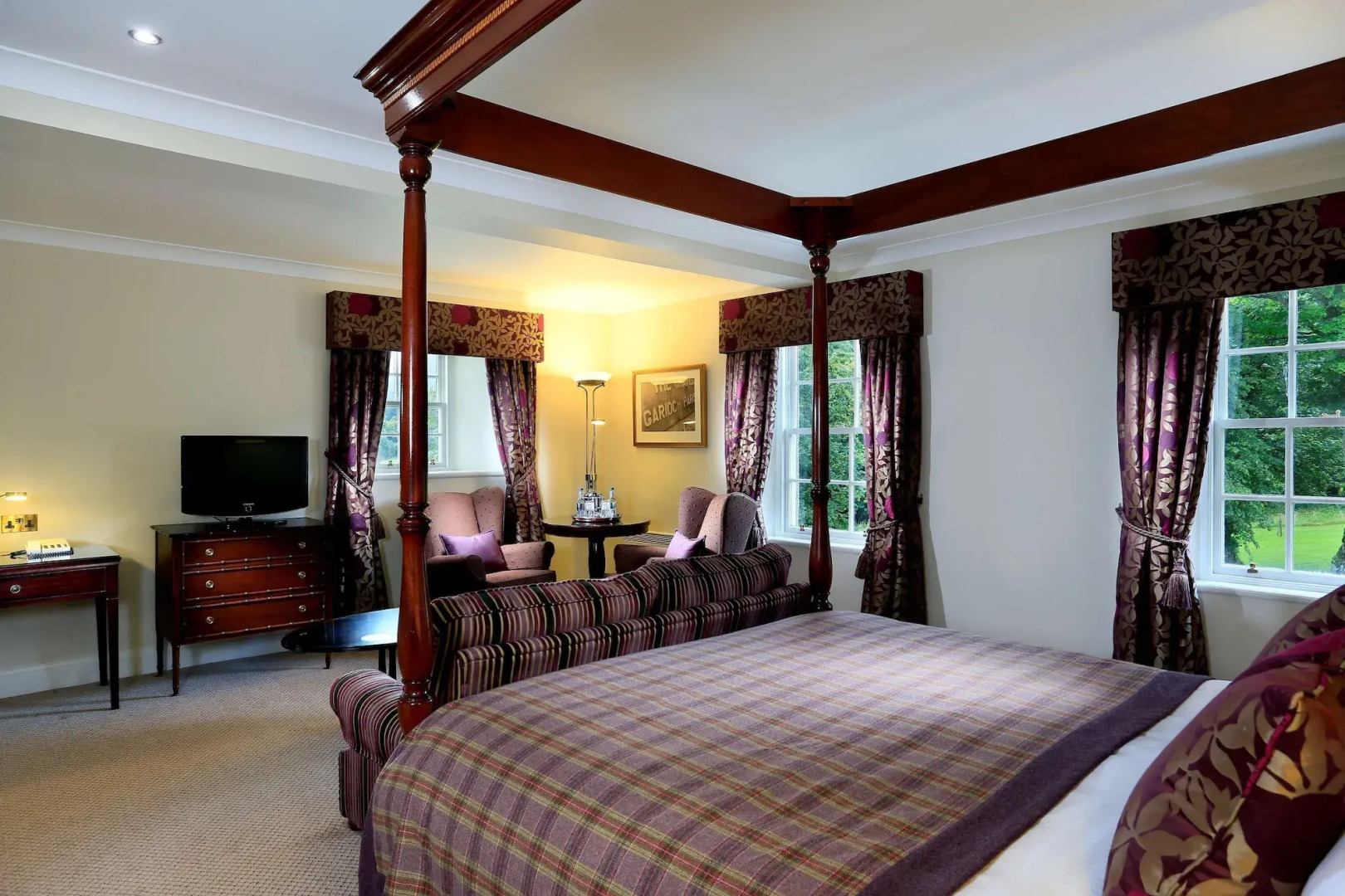 Macdonald Pittodrie House