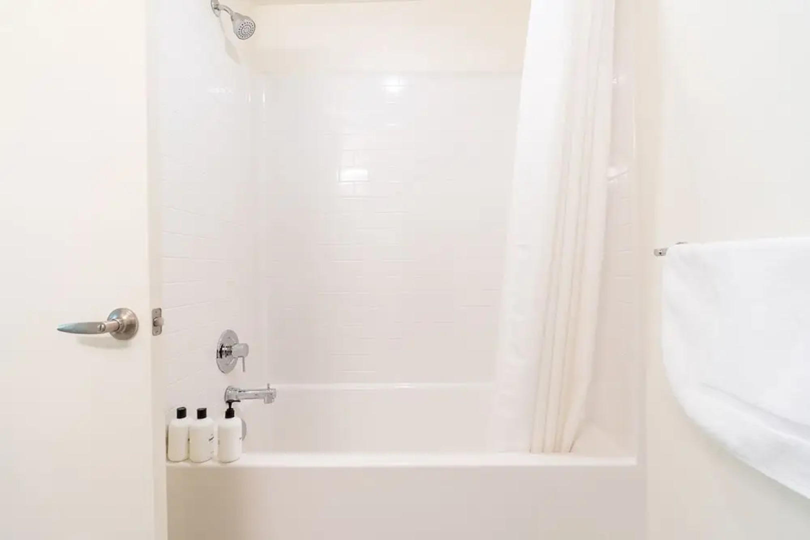 Sophari  Mercer Island Apartments