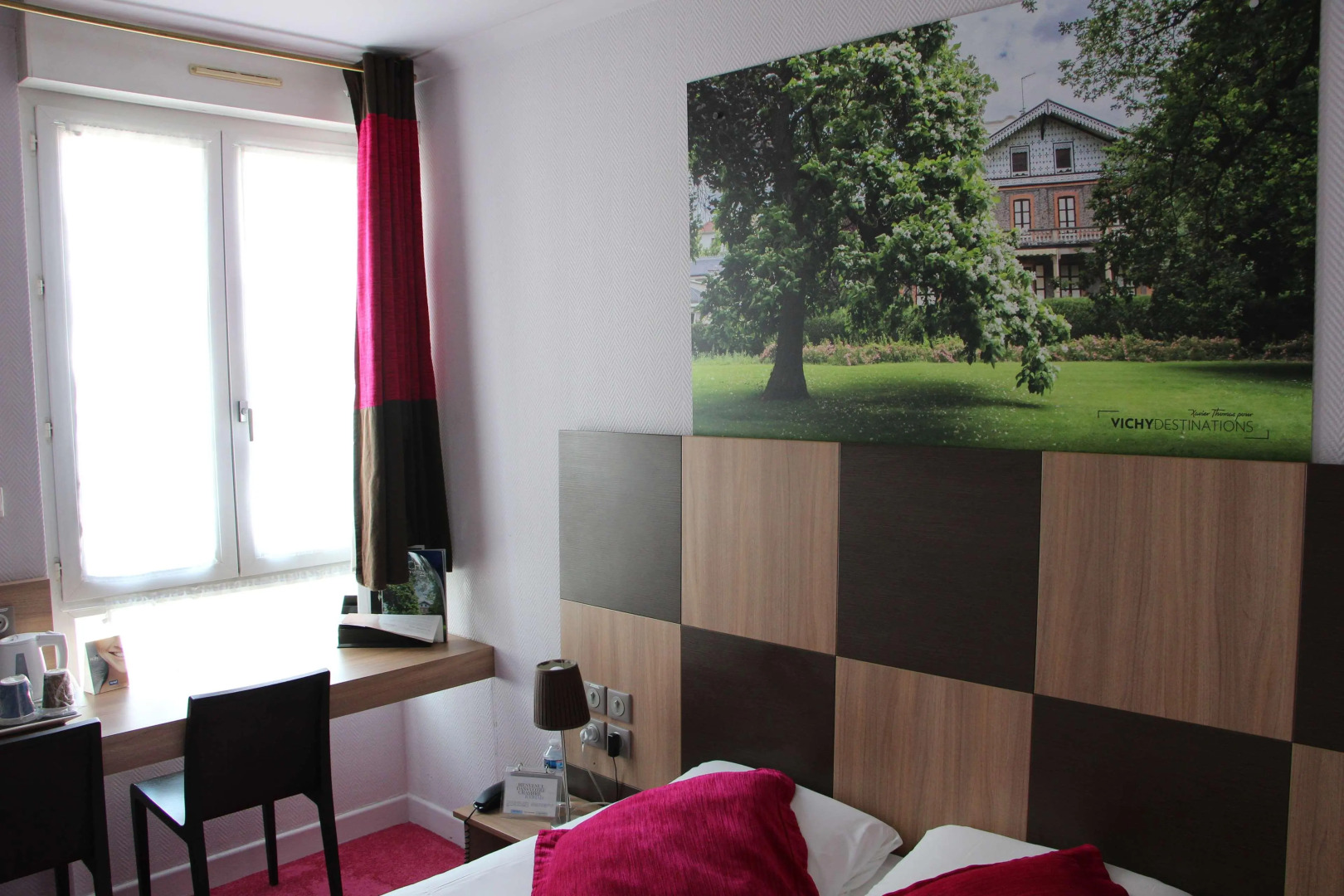 Hotel Kyriad Vichy Spa Cinq Mondes