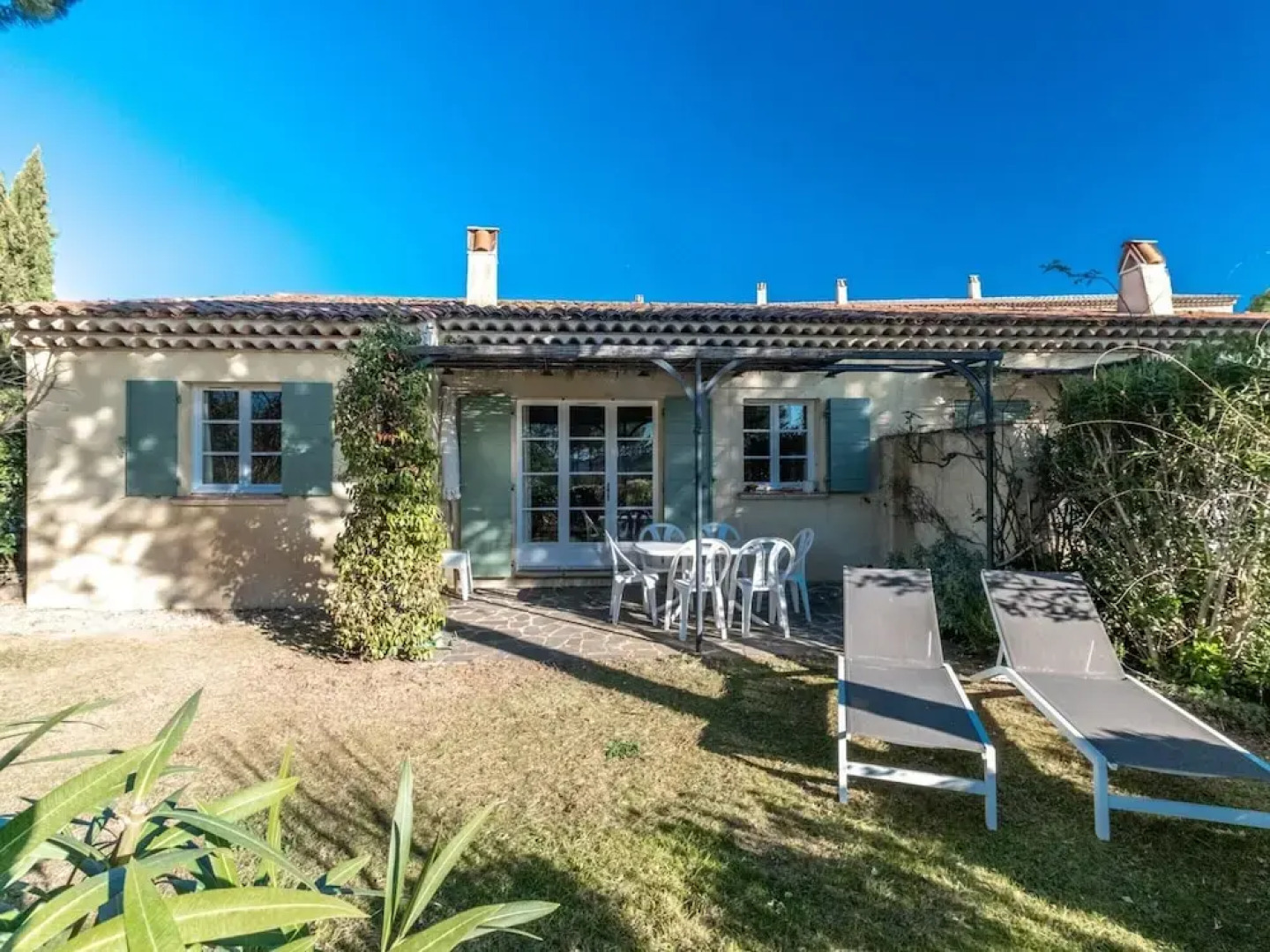 Resort in La Motte Near Golf & Beaches