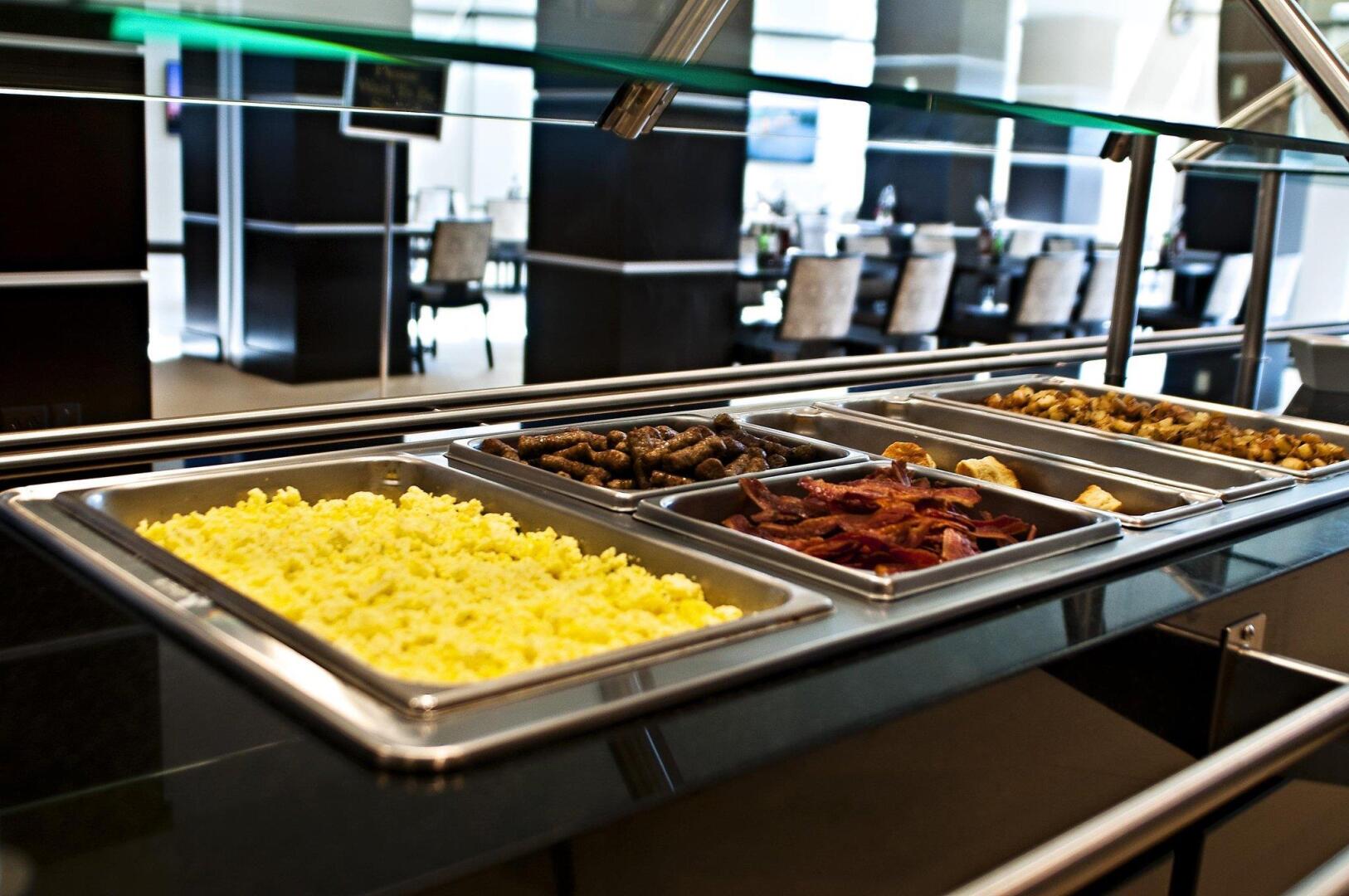 Embassy Suites by Hilton St. Louis Airport