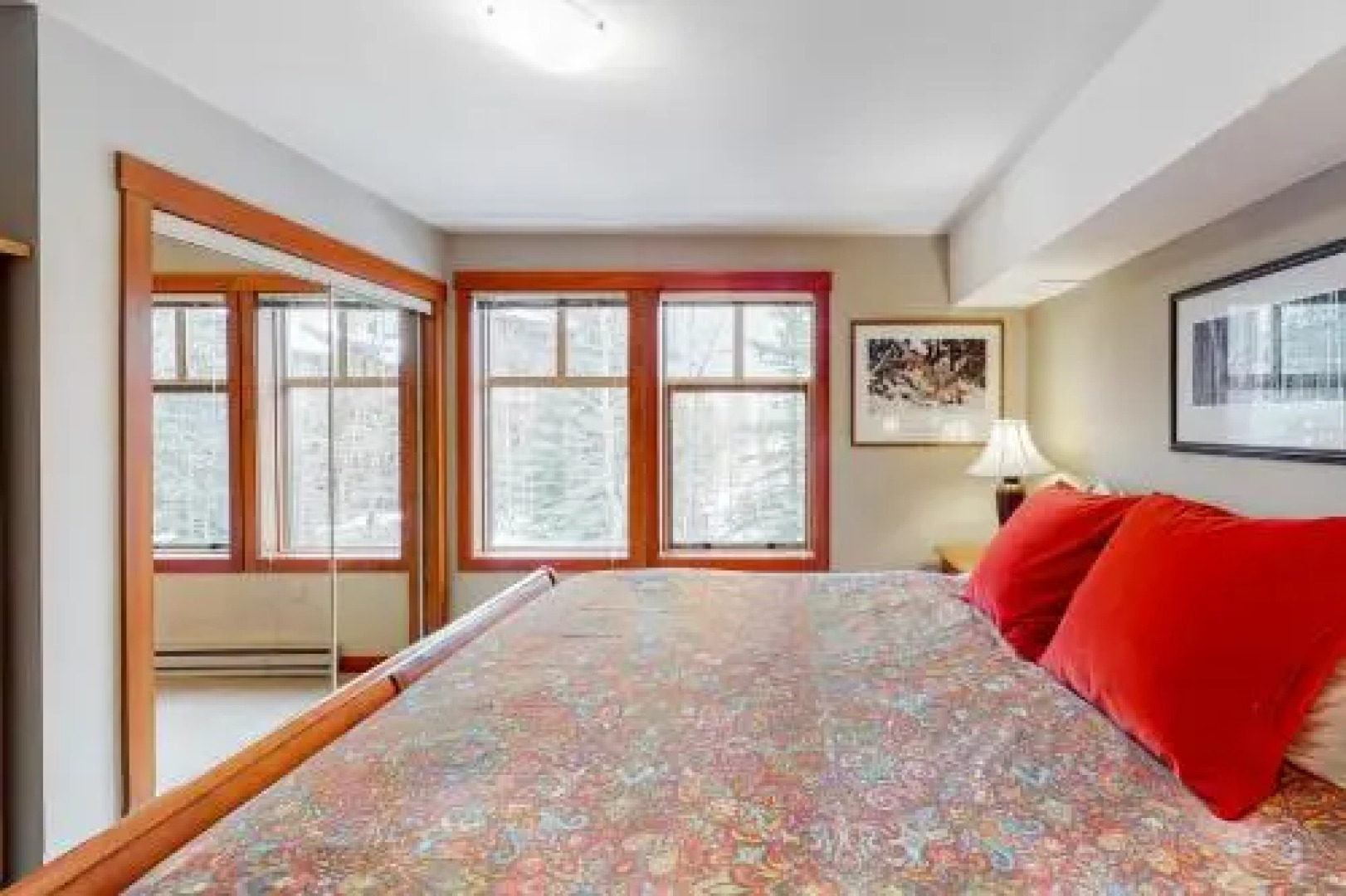 Eagle Springs East 201: Horsetail Suite