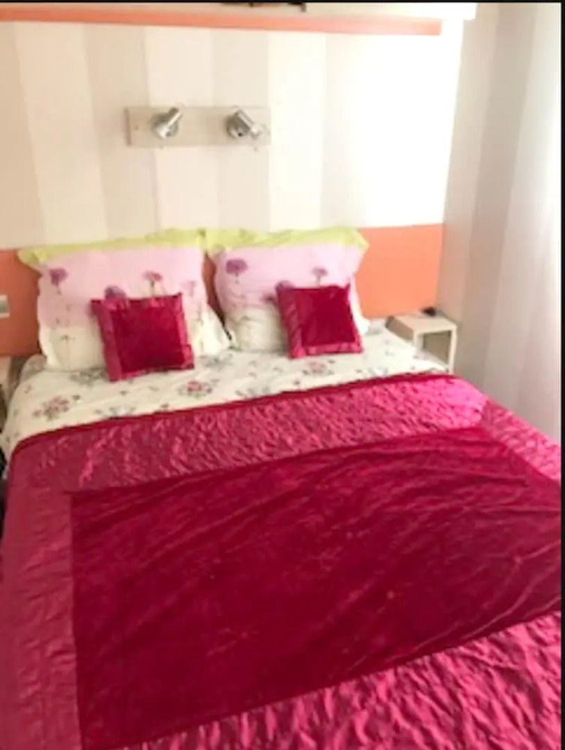 Bungalow With 3 Bedrooms in Puget-sur-argens, With Shared Pool and Furnished Garden