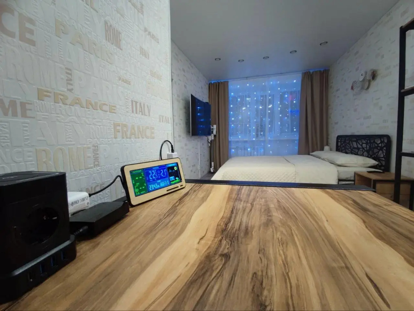 Огни города на улице Ленина 5