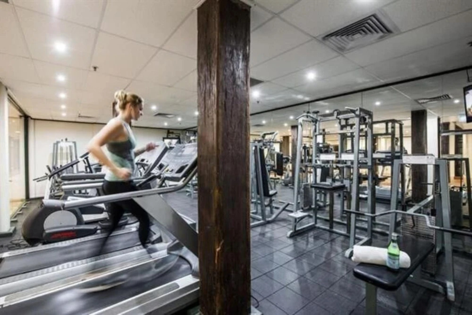 Darling Harbour Resort Style Apartment