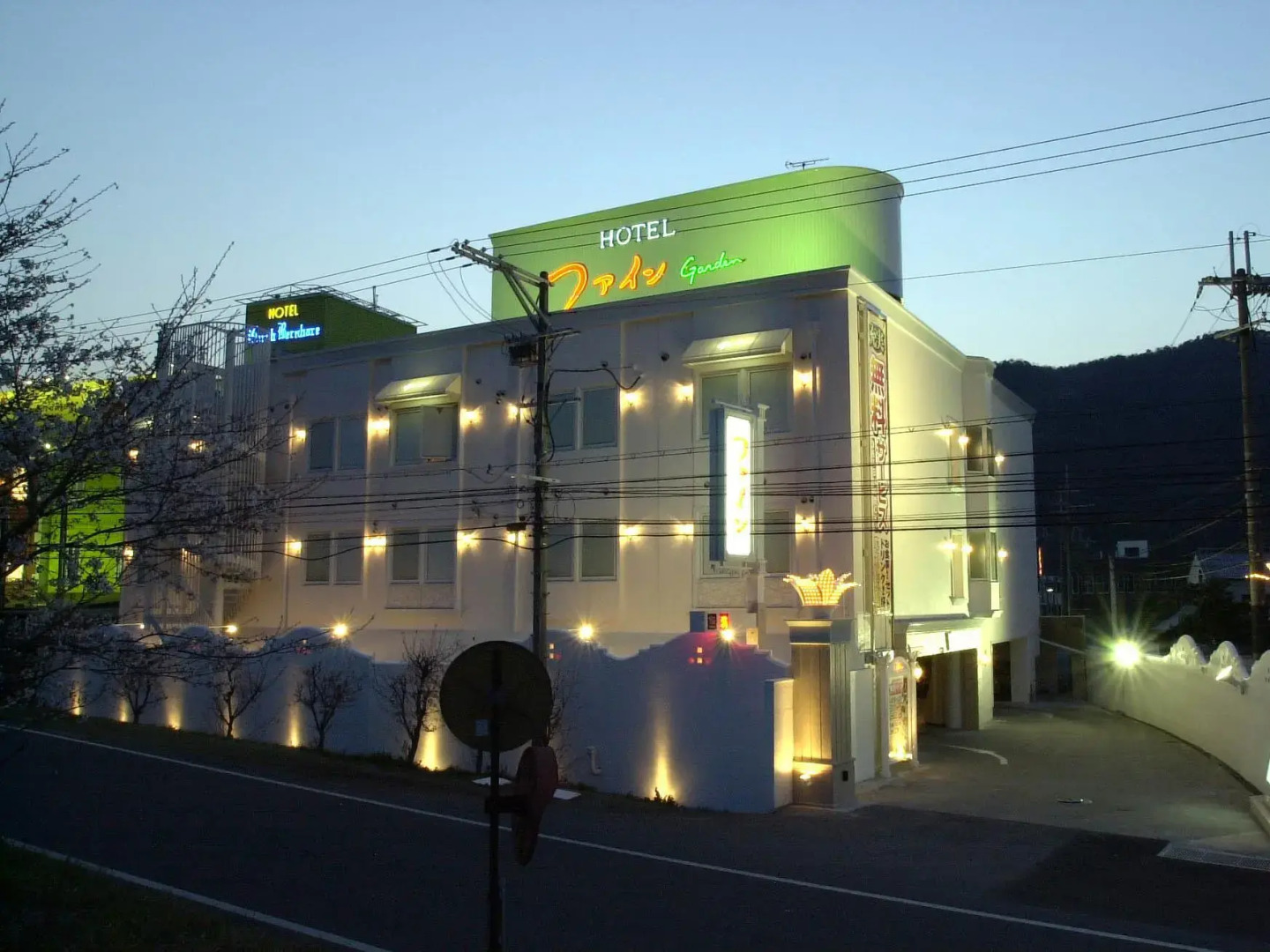 Hotel Fine Garden Himeji - Adults Only