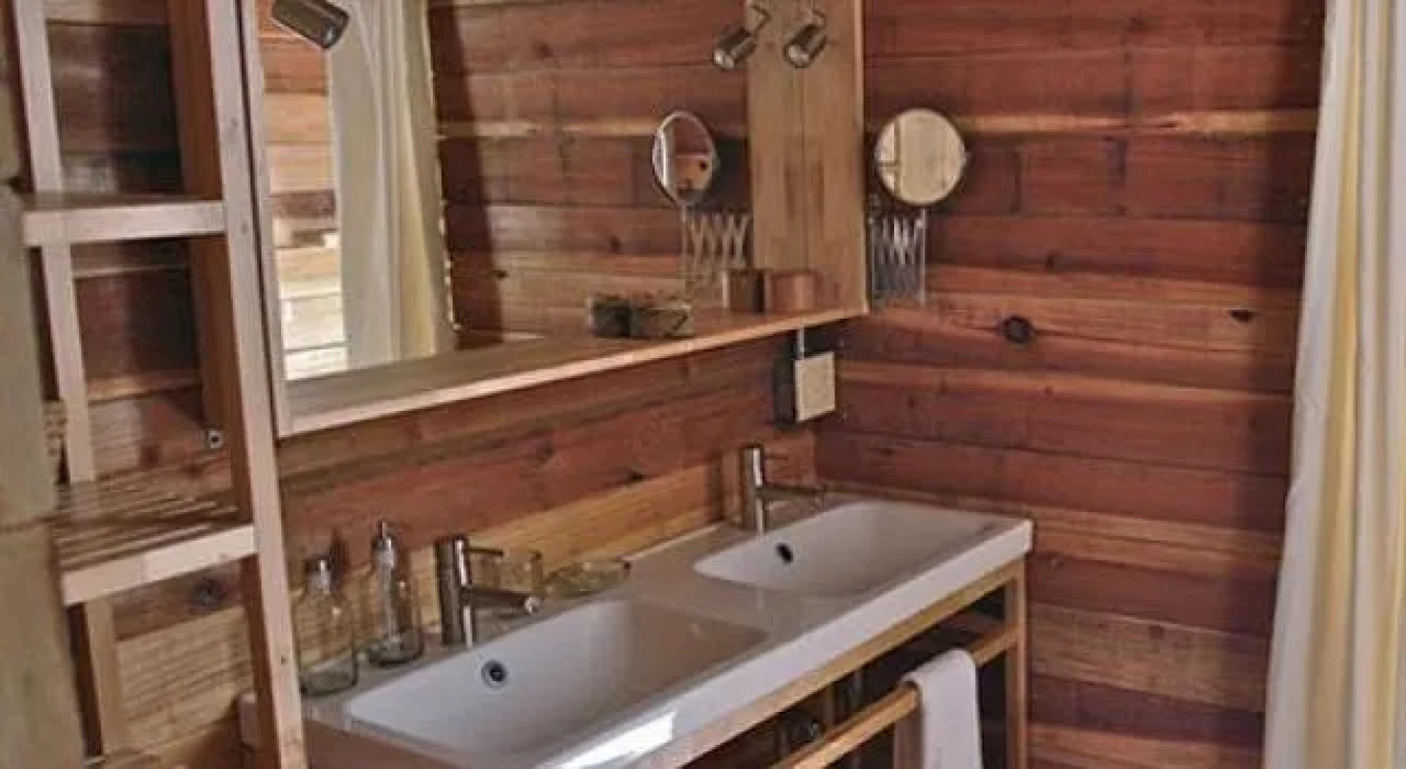 Cabanas CuatroCuatros