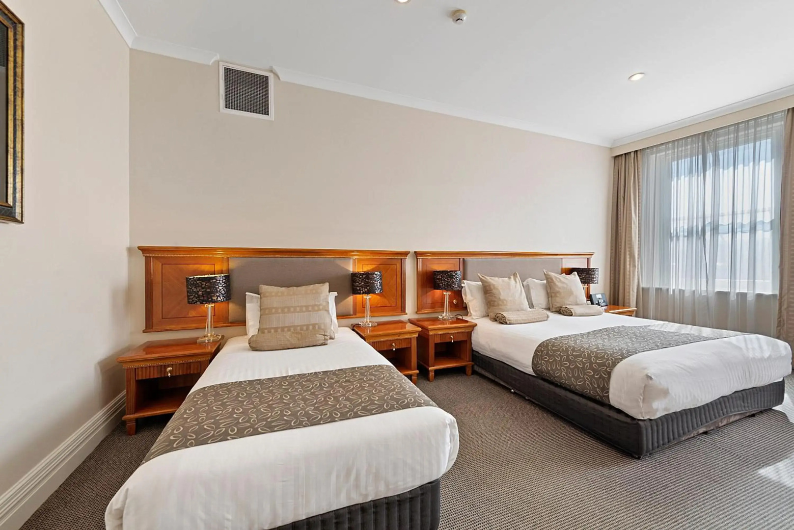 Clarion Hotel City Park Grand