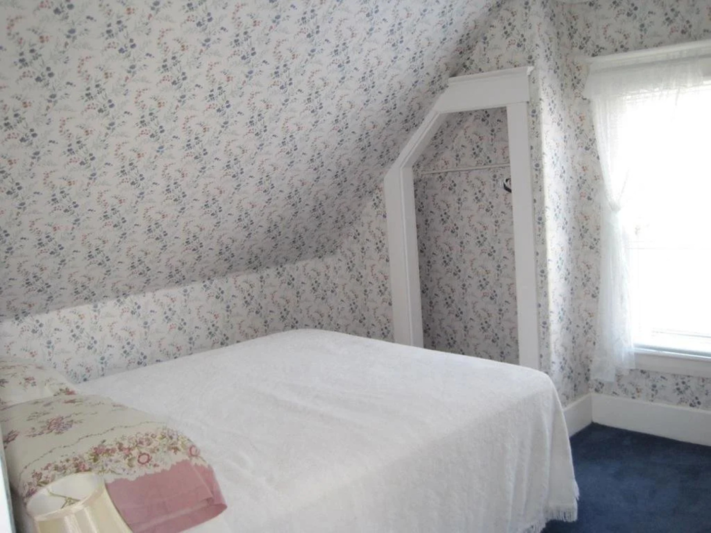 The Olde Village Inn