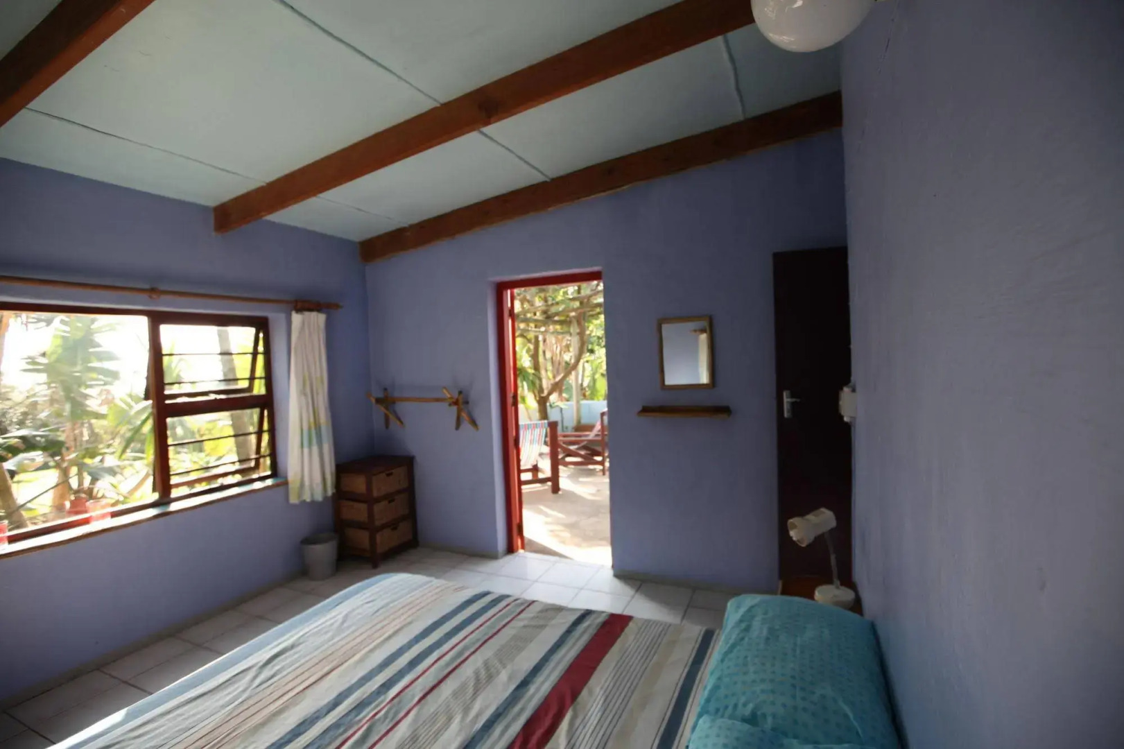 Buccaneers Backpackers