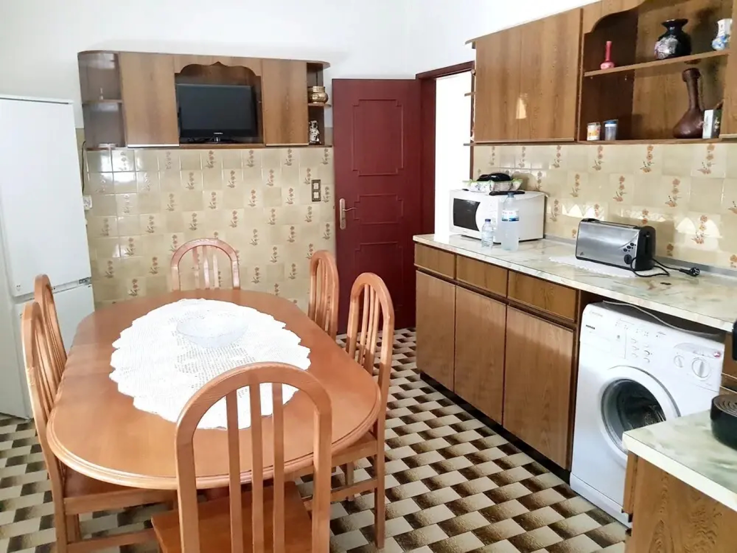 House With 3 Bedrooms in Lajeosa, With Wonderful Mountain View, Enclosed Garden and Wifi Near the Slopes