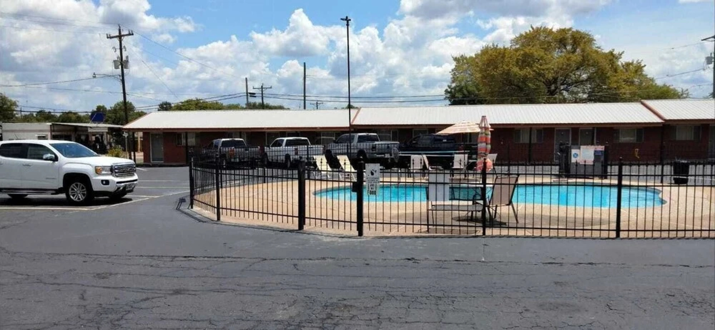 Vanguard Motel