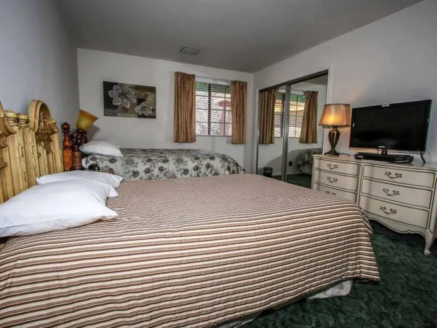 Family Fun Inn #1256