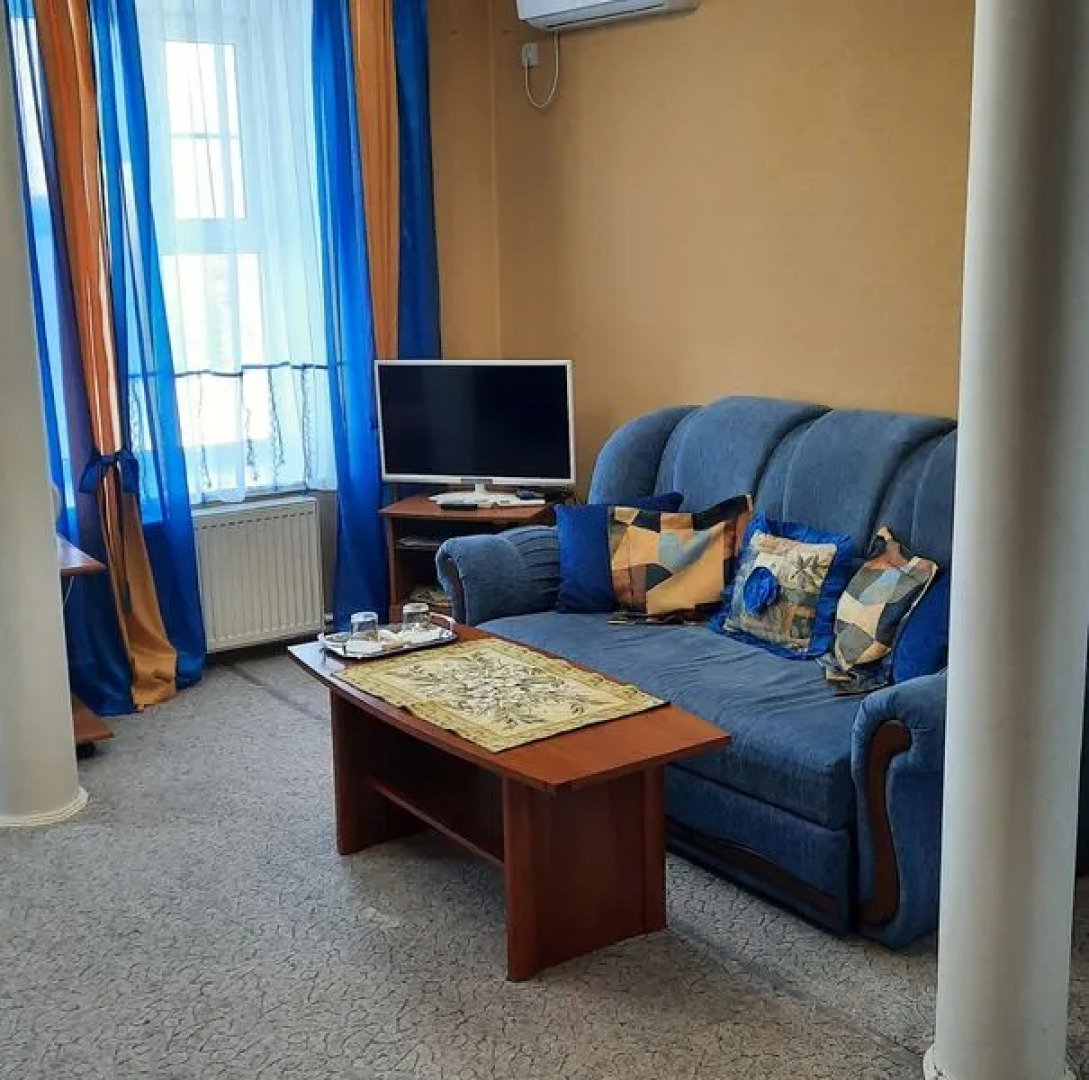 Отель Водолей