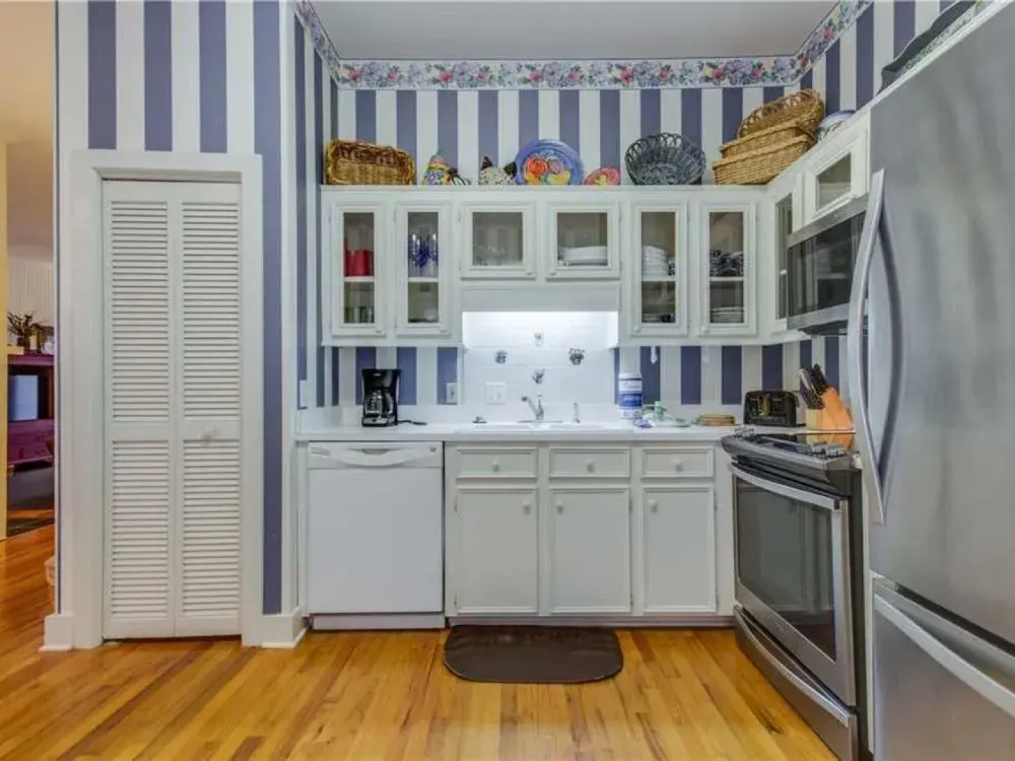 Grand Pavilion Seaside 83 by RedAwning