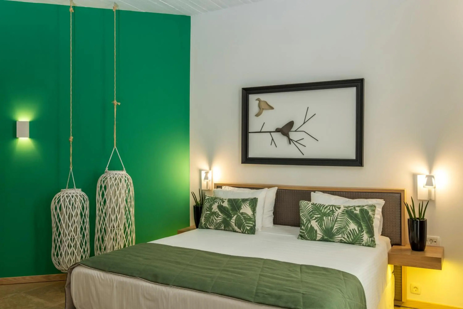 Kalamaki Luxury Suites