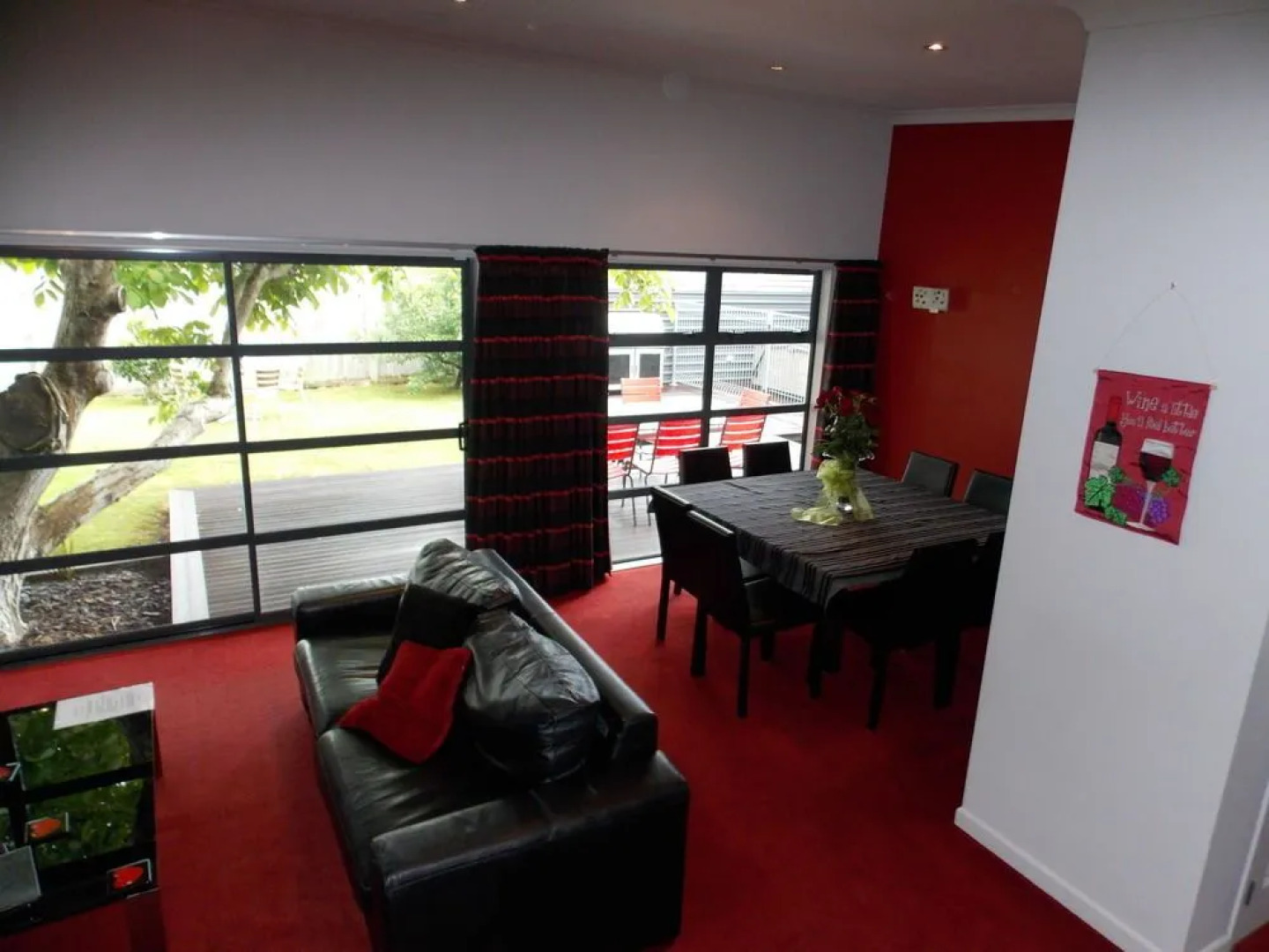 De Vine Martinborough 14 Cologne St