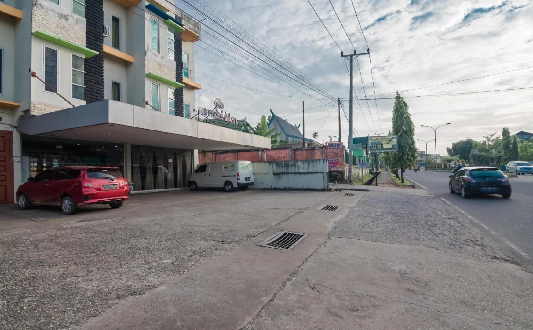 RedDoorz Plus near Simpang Rimbo Jambi