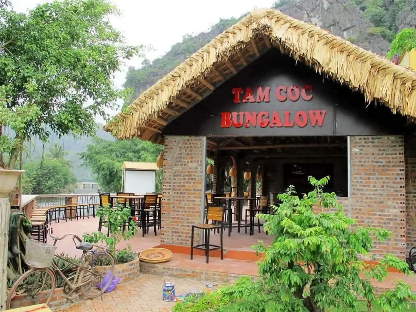 Tam Coc Bungalow