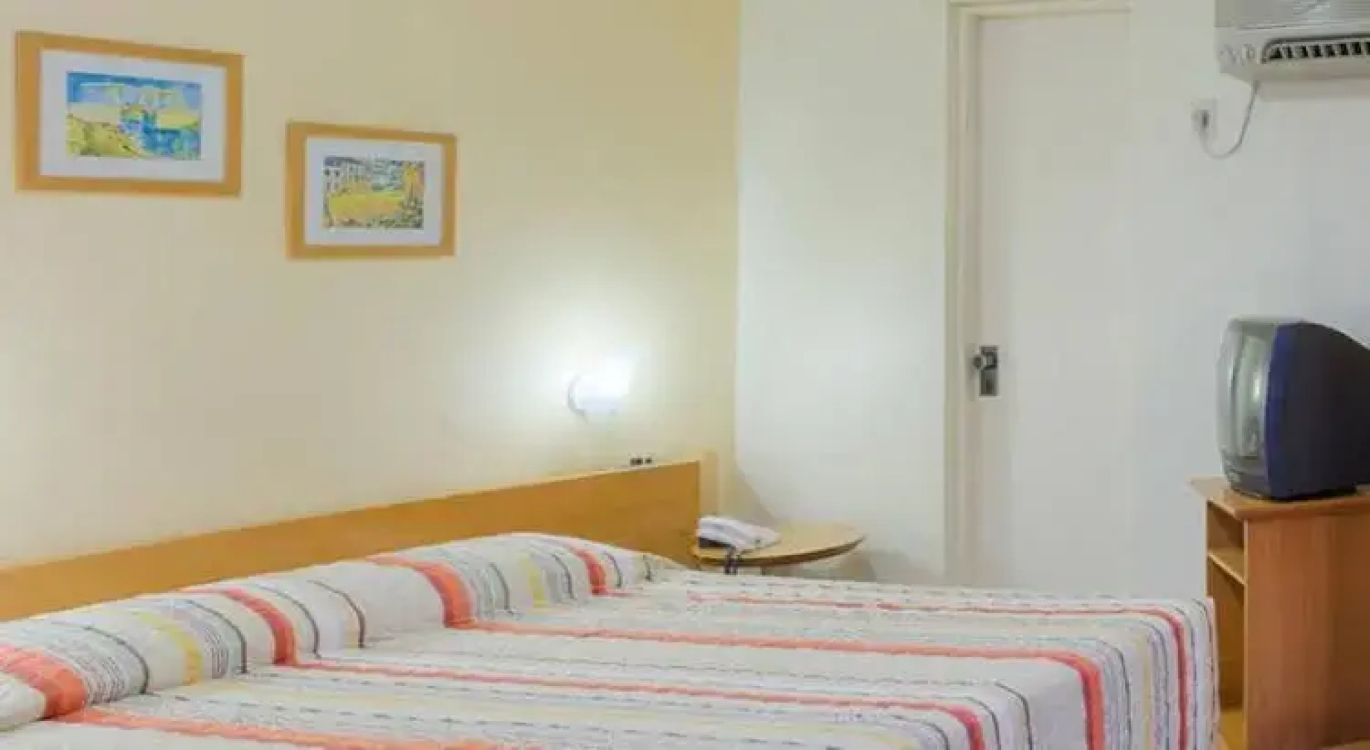 ApartHotel - Praia Mansa 1 e 2 Qtos