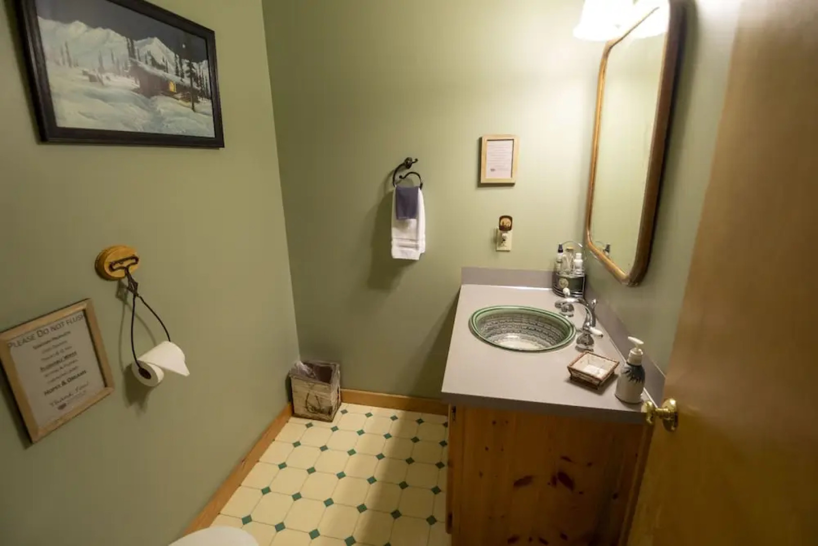 Snowberry Inn Bed & Breakfast