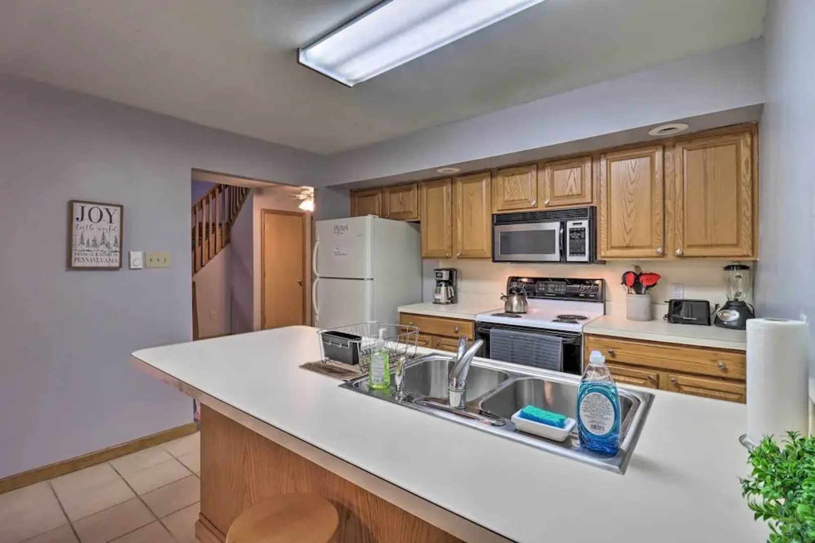 Poconos Retreat w/ Pool & Deck, Near Lake Harmony!