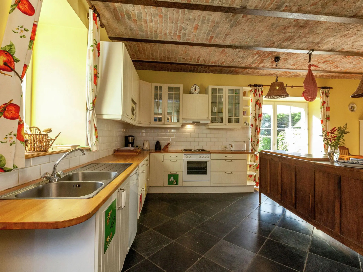 Wonderful Holiday Home in Saint-hubert With Sauna