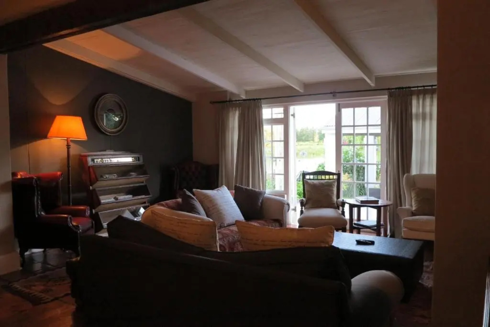 Broadlands Country House