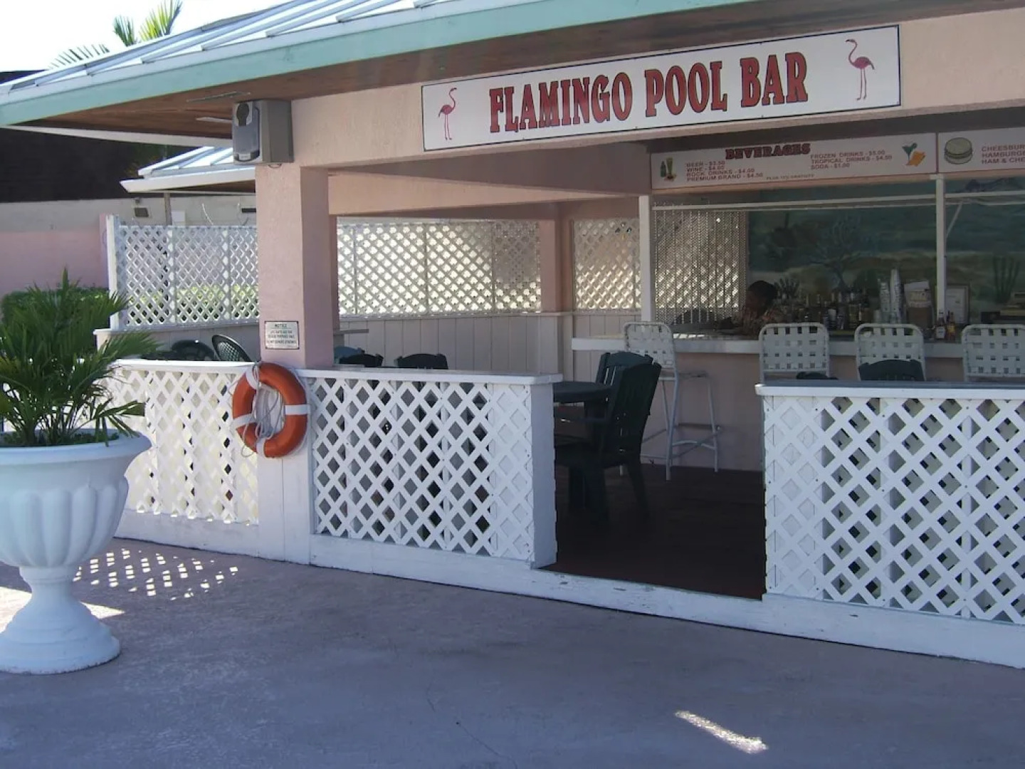 Castaways Resort & Suites