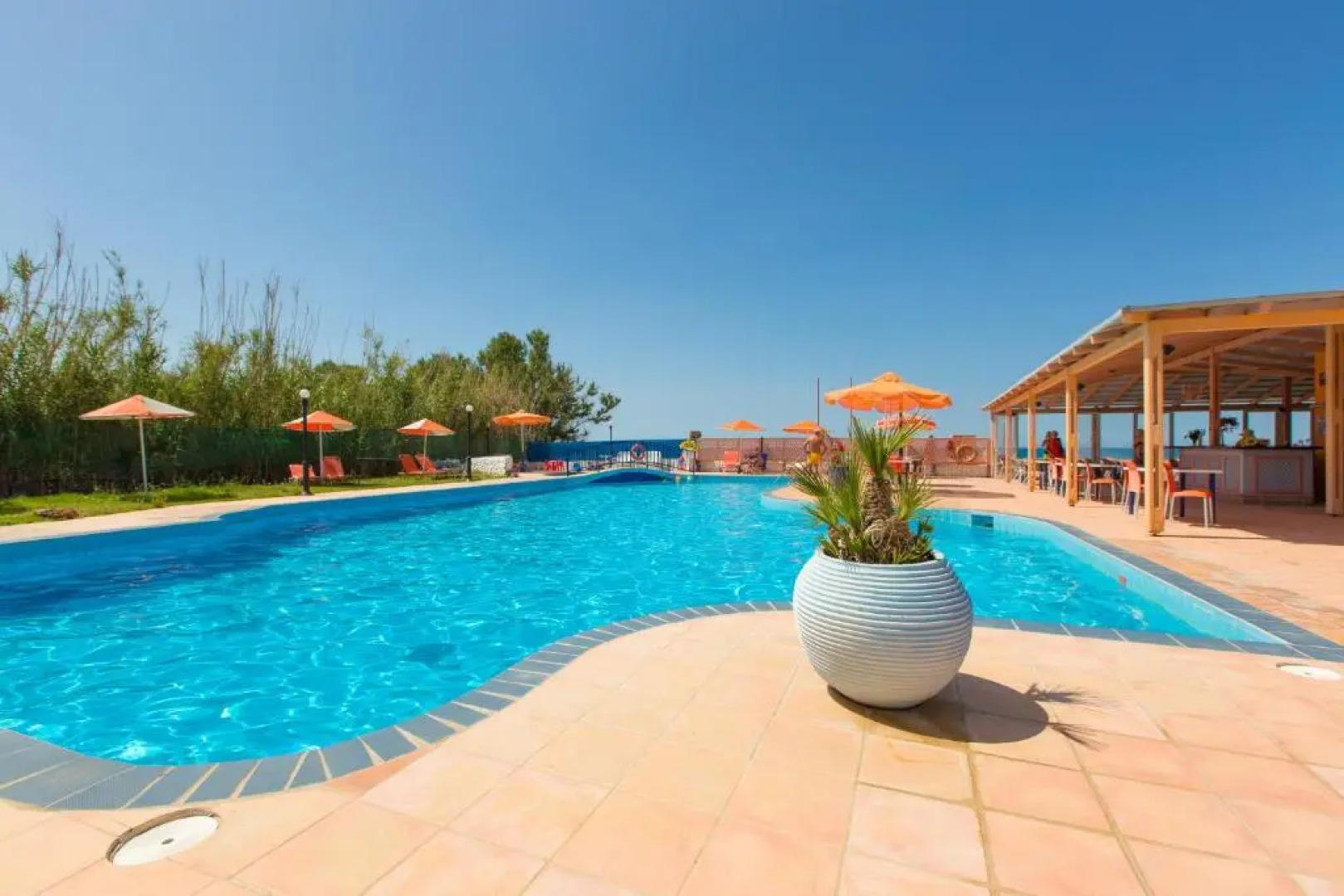 Trefon Hotel Apartments and Suites