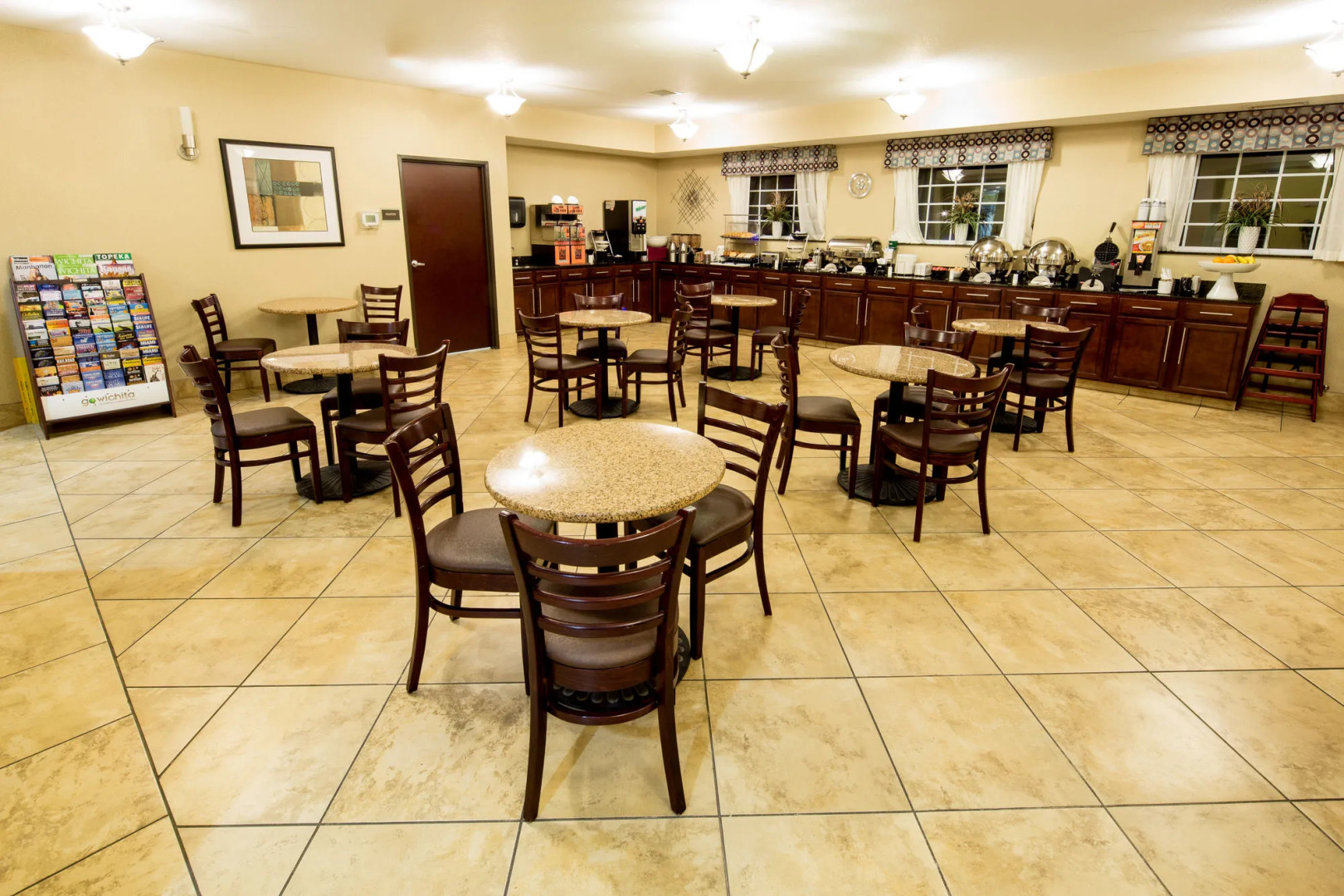 Best Western Plus Eastgate Inn & Suites