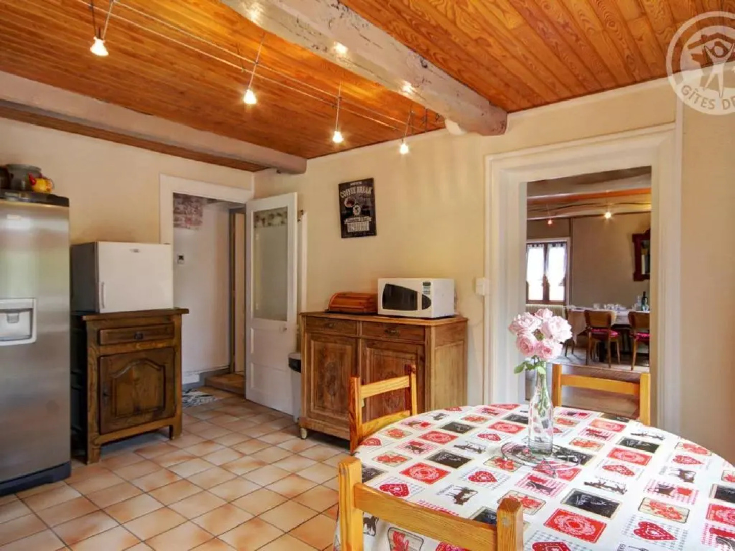Gîte Belmont-de-la-Loire, 4 pièces, 8 personnes - FR-1-496-32