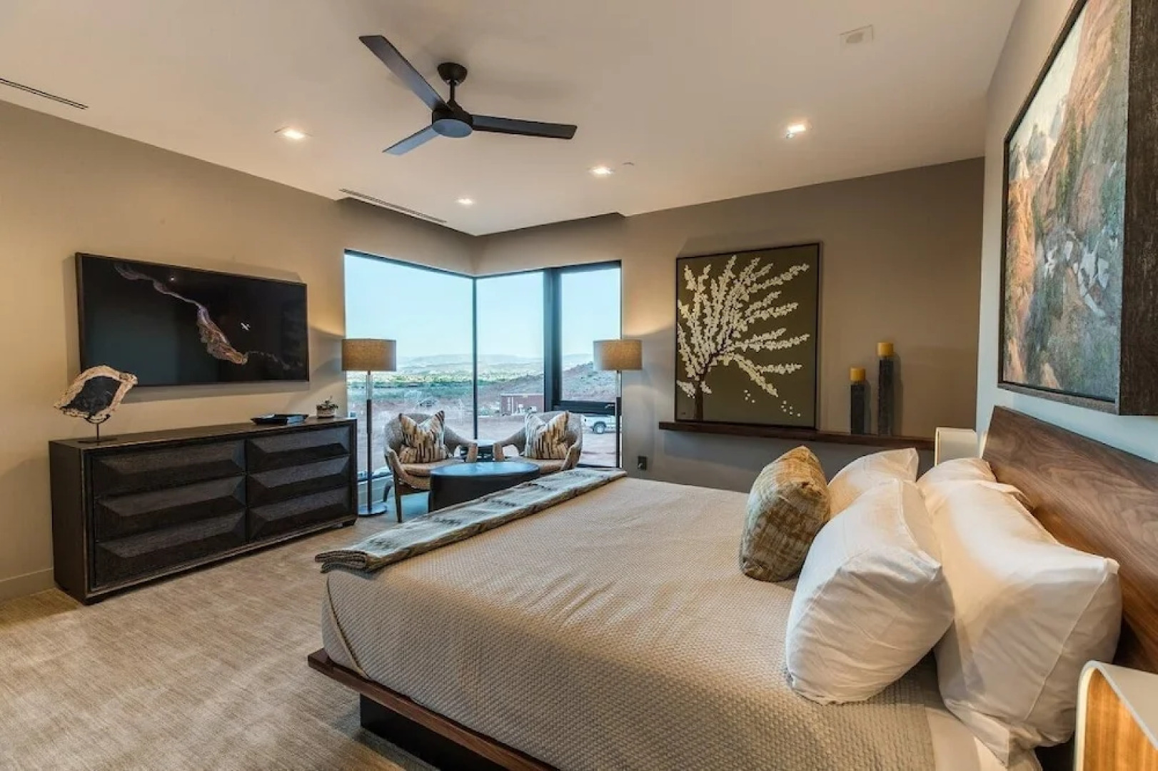 Secluded Padre Canyon Luxury 5 Bedroom Home