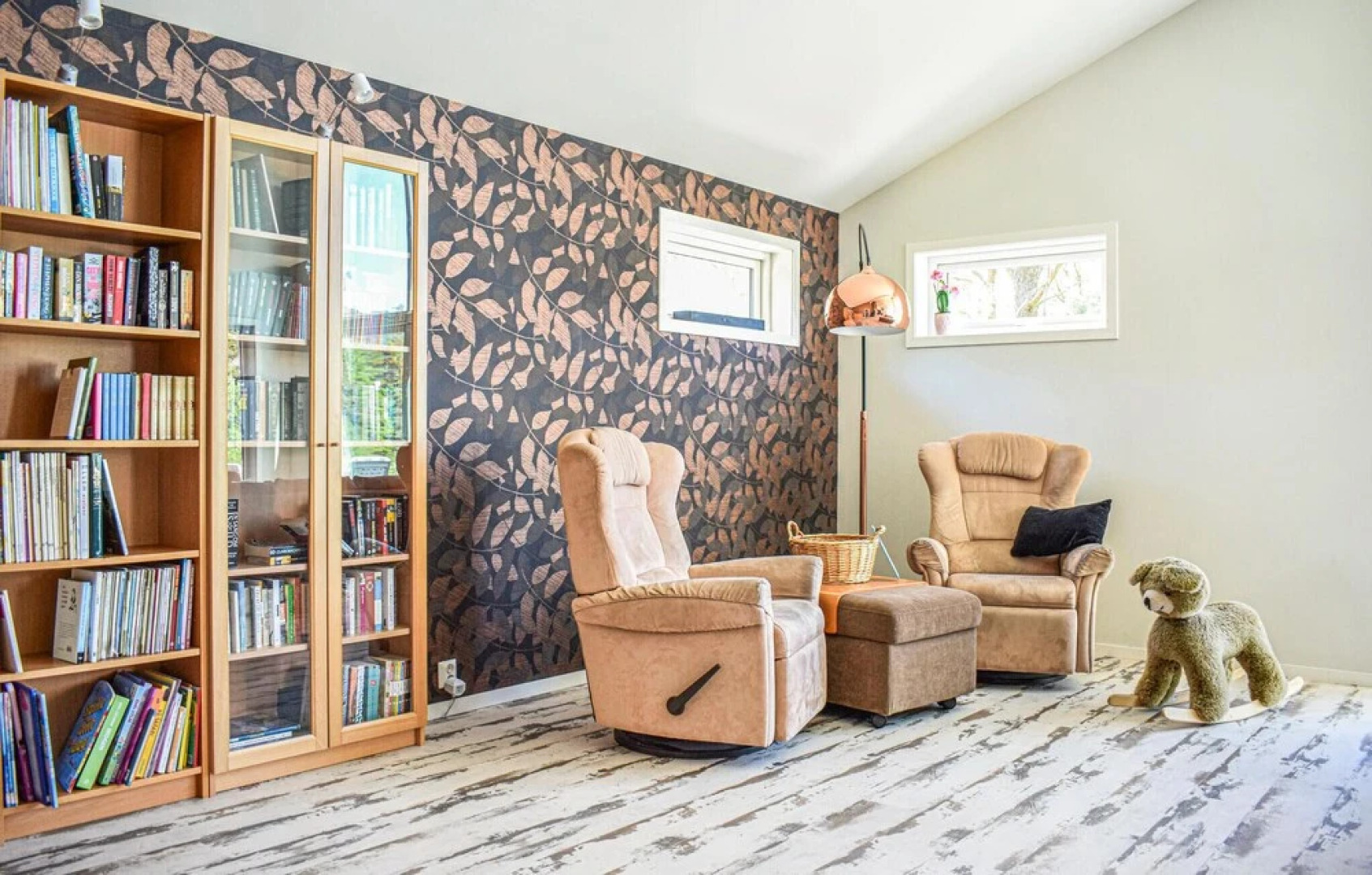 Nice Home in Etne With 5 Bedrooms and Wifi