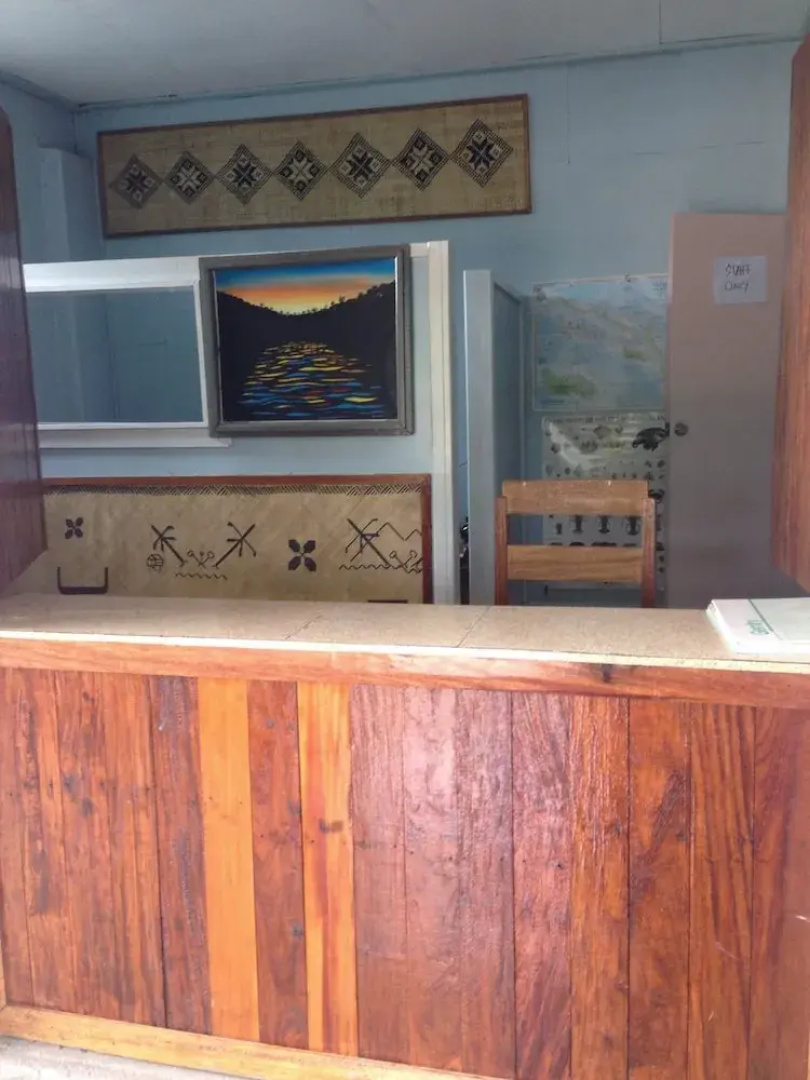 Qua Roviana Motel
