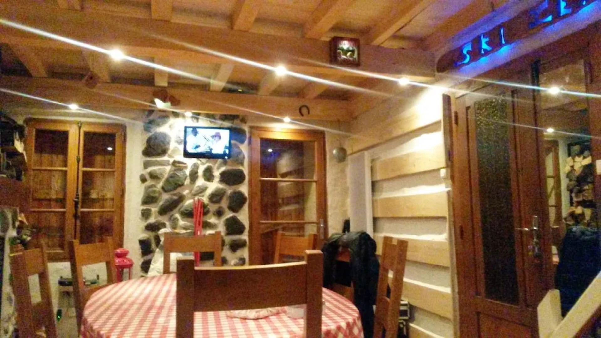 Chalet With 2 Bedrooms in Boutx, With Wonderful Mountain View, Furnished Terrace and Wifi