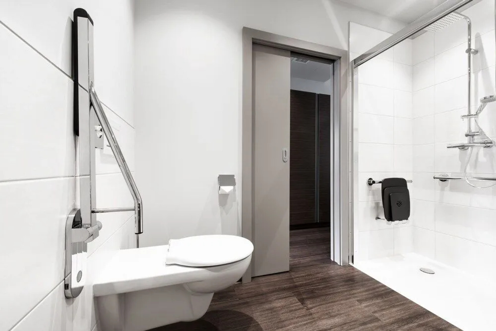 NUHR Medical - Hotel & Restaurant